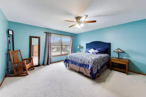 Bedroom - 873 Hampton Dr, Carol Stream, IL 60188 photo 1 of 5