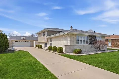 8512 Natchez Ave, Burbank, IL 60459