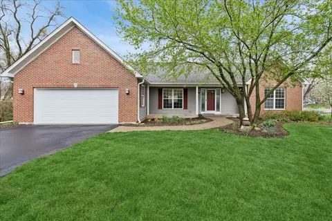 103 Tulip Cir, Island Lake, IL 60042