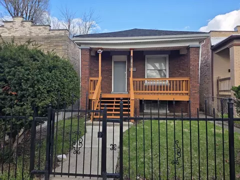 10147 S State St, Chicago, IL 60628