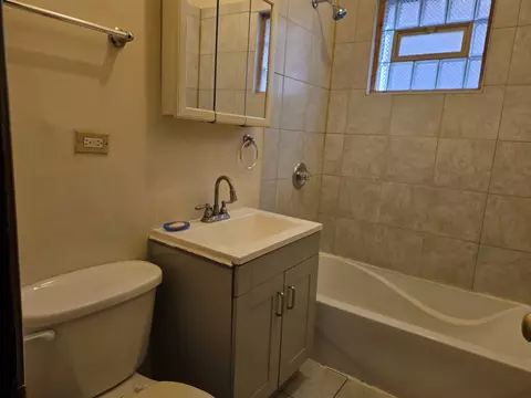 Bath - 10147 S State St, Chicago, IL 60628 photo 1 of 3