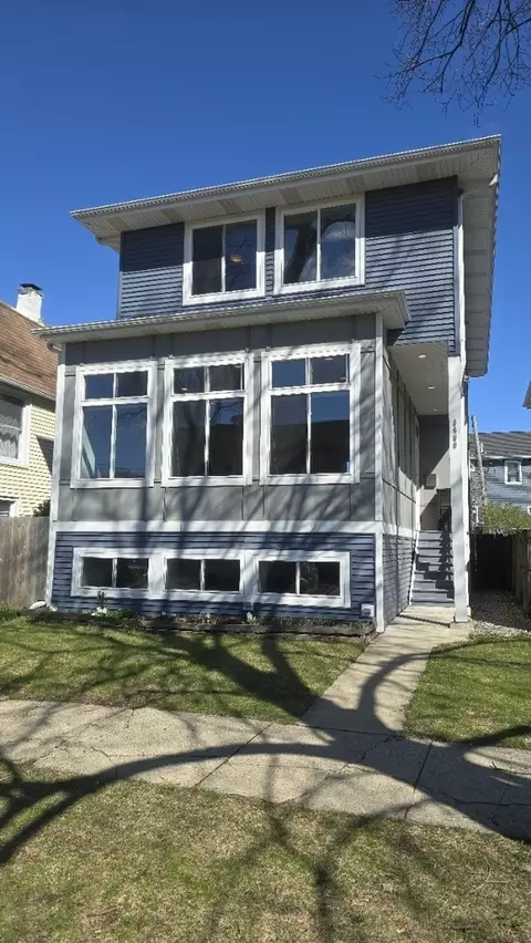 4406 W Wilson Ave, Chicago, IL 60630