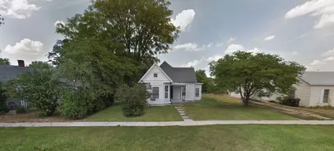 718 Superior St, Chapin, IL 62628