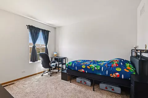 Bedroom - 3643 Daisy Ln, Elgin, IL 60124 photo 1 of 5