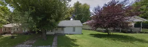927 W Perry St, Pittsfield, IL 62363