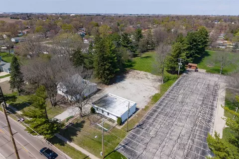 Exterior - 1702 W Hovey Ave, Normal, IL 61761 photo 11 of 15