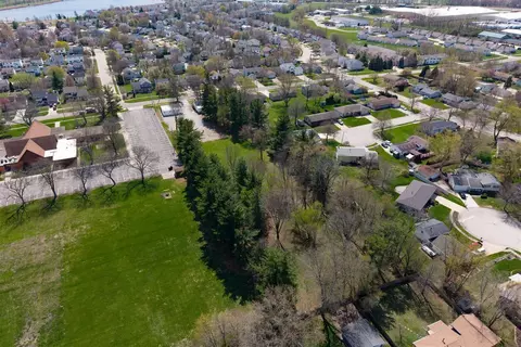 View/Area - 1702 W Hovey Ave, Normal, IL 61761 photo 2 of 6