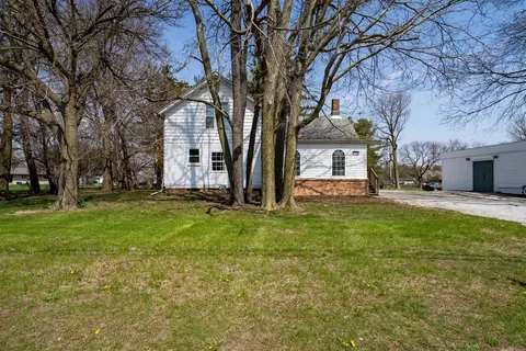 Exterior - 1702 W Hovey Ave, Normal, IL 61761 photo 4 of 15