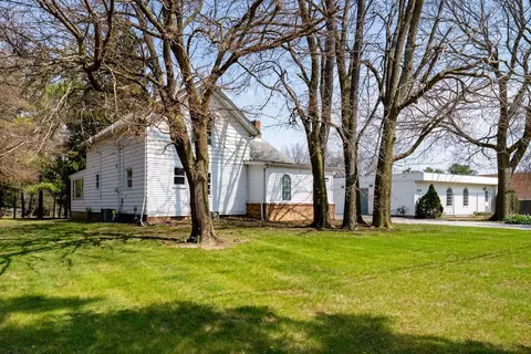 Exterior - 1702 W Hovey Ave, Normal, IL 61761 photo 15 of 15