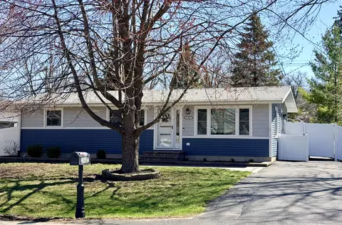 21437 W Engle Dr, Lake Villa, IL 60046