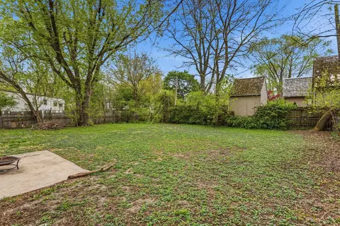 Exterior - 204 Flora Dr, Champaign, IL 61821 photo 6 of 6