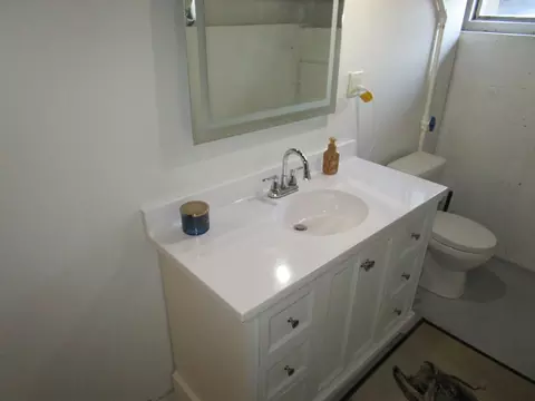 Bath - 205 W Seminole St, Dwight, IL 60420 photo 2 of 2