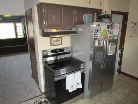 Kitchen - 205 W Seminole St, Dwight, IL 60420 photo 1 of 3