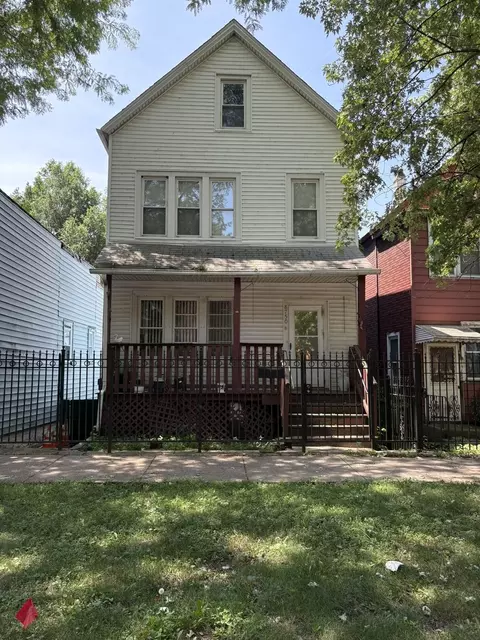 8750 S Exchange Ave, Chicago, IL 60617