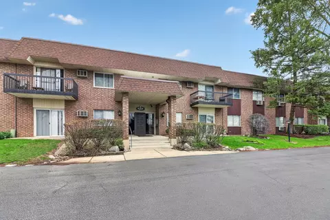 8305 Route 53 #A15, Woodridge, IL 60517