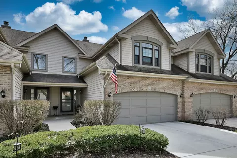 185 Benton Ln #2, Bloomingdale, IL 60108