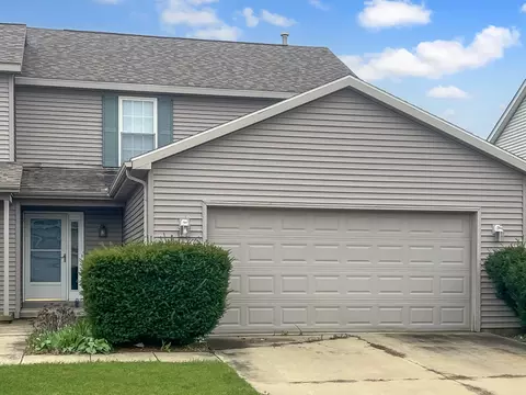 3907 Balmoral Dr, Champaign, IL 61822