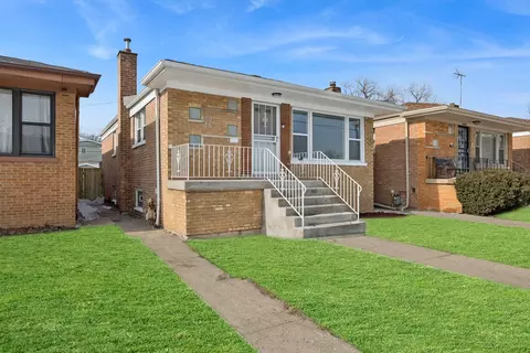 8948 S Vincennes Ave, Chicago, IL 60620