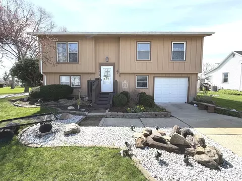 101 12 E North St, Danforth, IL 60930