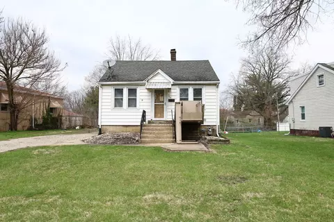 312 SW Circle Dr, Joliet, IL 60433