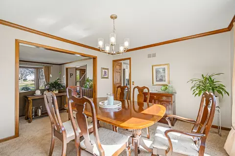 Dining - 2012 Somerset Ln, Wheaton, IL 60189 photo 2 of 3