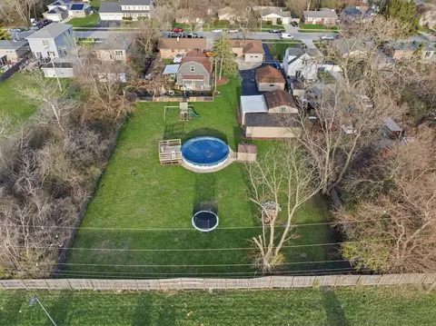 View/Area - 14426 Springfield Ave, Midlothian, IL 60445 photo 3 of 4