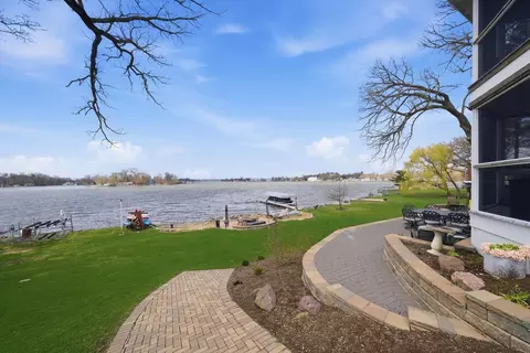 Exterior - 531 Circle Dr, Fox Lake, IL 60020 photo 22 of 23