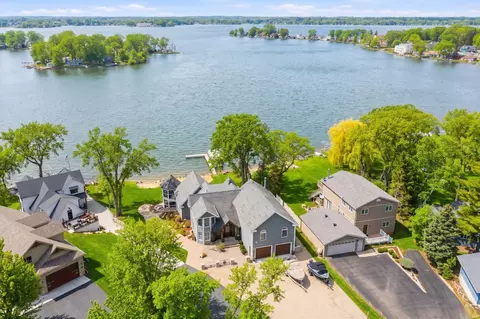 View/Area - 531 Circle Dr, Fox Lake, IL 60020 photo 2 of 5