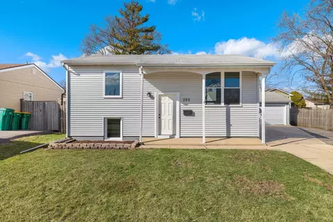 222 Pell Ave, Romeoville, IL 60446
