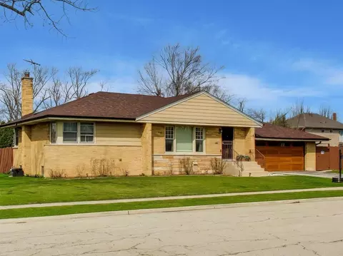 8124 W Courtland Ave W, Norridge, IL 60706