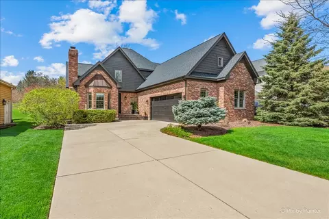 3 N438 Vachel Lindsay St, Saint Charles, IL 60175