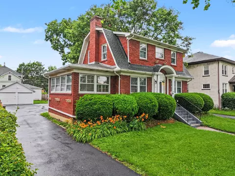 24 N Belmont Ave, Arlington Heights, IL 60004