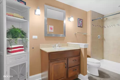 Bath - 25703 Blakely Ct, Plainfield, IL 60585 photo 6 of 6