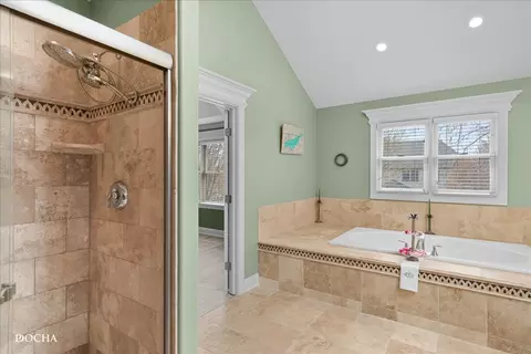 Bath - 25703 Blakely Ct, Plainfield, IL 60585 photo 3 of 6