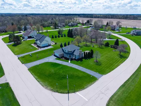 View/Area - 613 Silver Glen Rd, Mchenry, IL 60050 photo 5 of 7