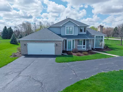 Exterior - 613 Silver Glen Rd, Mchenry, IL 60050 photo 3 of 3