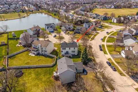 View/Area - 2212 Baxter Ct, Elgin, IL 60123 photo 3 of 5