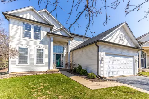 2212 Baxter Ct, Elgin, IL 60123