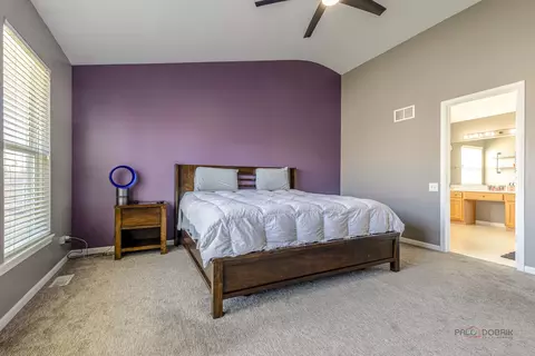 Bedroom - 2212 Baxter Ct, Elgin, IL 60123 photo 2 of 4