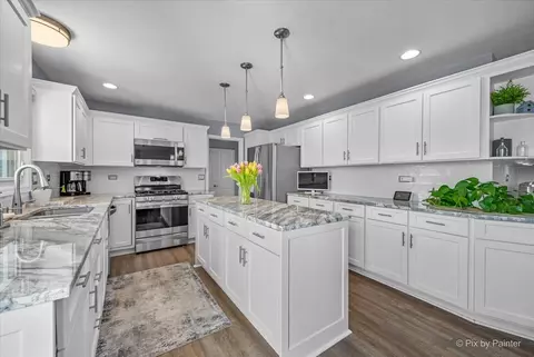 Kitchen - Undisclosed, Algonquin, IL 60102 photo 4 of 6