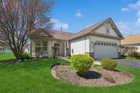 11647 Stonewater Xing, Huntley, IL 60142
