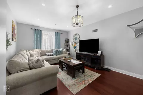 Living - 7504 Claridge Dr #E, Bridgeview, IL 60455 photo 1 of 2