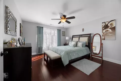 Bedroom - 7504 Claridge Dr #E, Bridgeview, IL 60455 photo 1 of 3