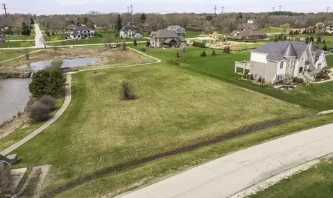 18490 S Pineprairie Dr, Mokena, IL 60448