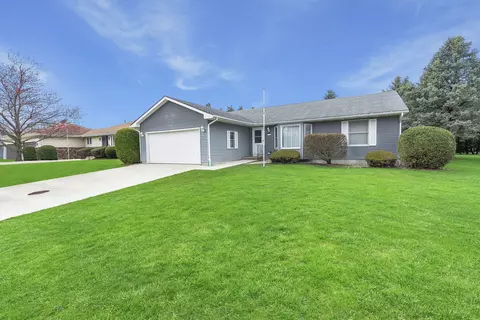 1200 2nd St, Harvard, IL 60033