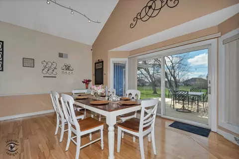 Dining - 302 Miller St, Beecher, IL 60401 photo 3 of 4