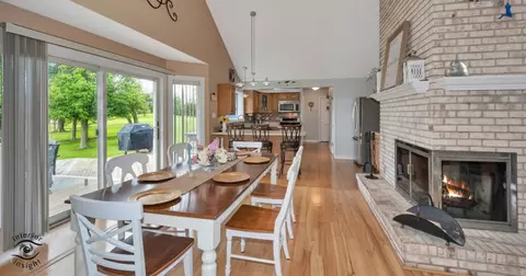 Dining - 302 Miller St, Beecher, IL 60401 photo 1 of 4