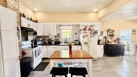 Kitchen - 521 S Cherry St, Centralia, IL 62801 photo 1 of 4