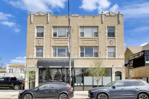 3839 N Western Ave #202, Chicago, IL 60618