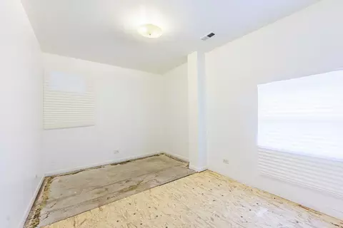 Bedroom - 832 E 153 St, Phoenix, IL 60426 photo 5 of 9